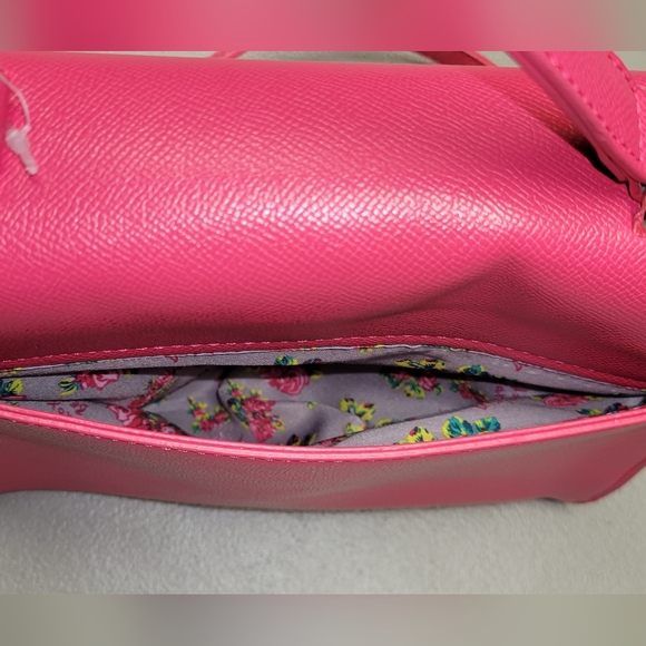 Betsey Johnson XO Devin Cherries Shoulder Bag with Chain Pink‎ NWT - Picture 8 of 12